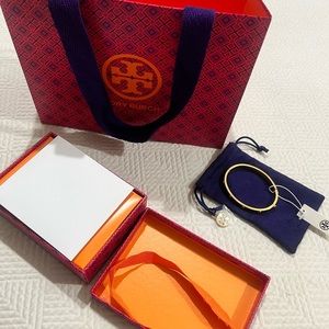 Tory Burch bangle EUC see pics